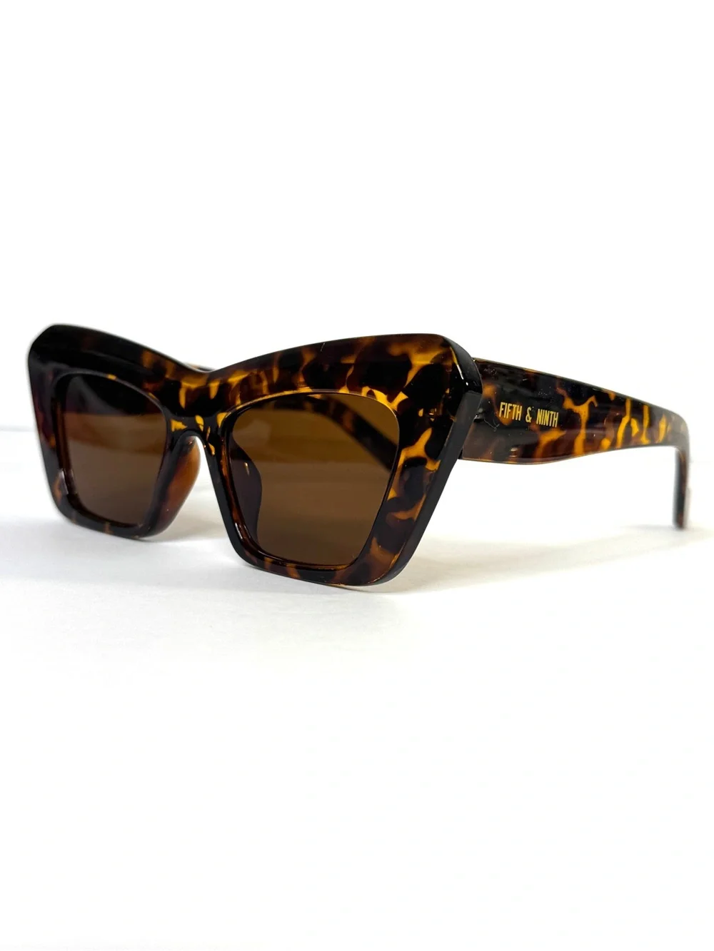 FIFTH & NINTH Kenna Sunglasses NEW With Case Tortoise Brown Cat Eye